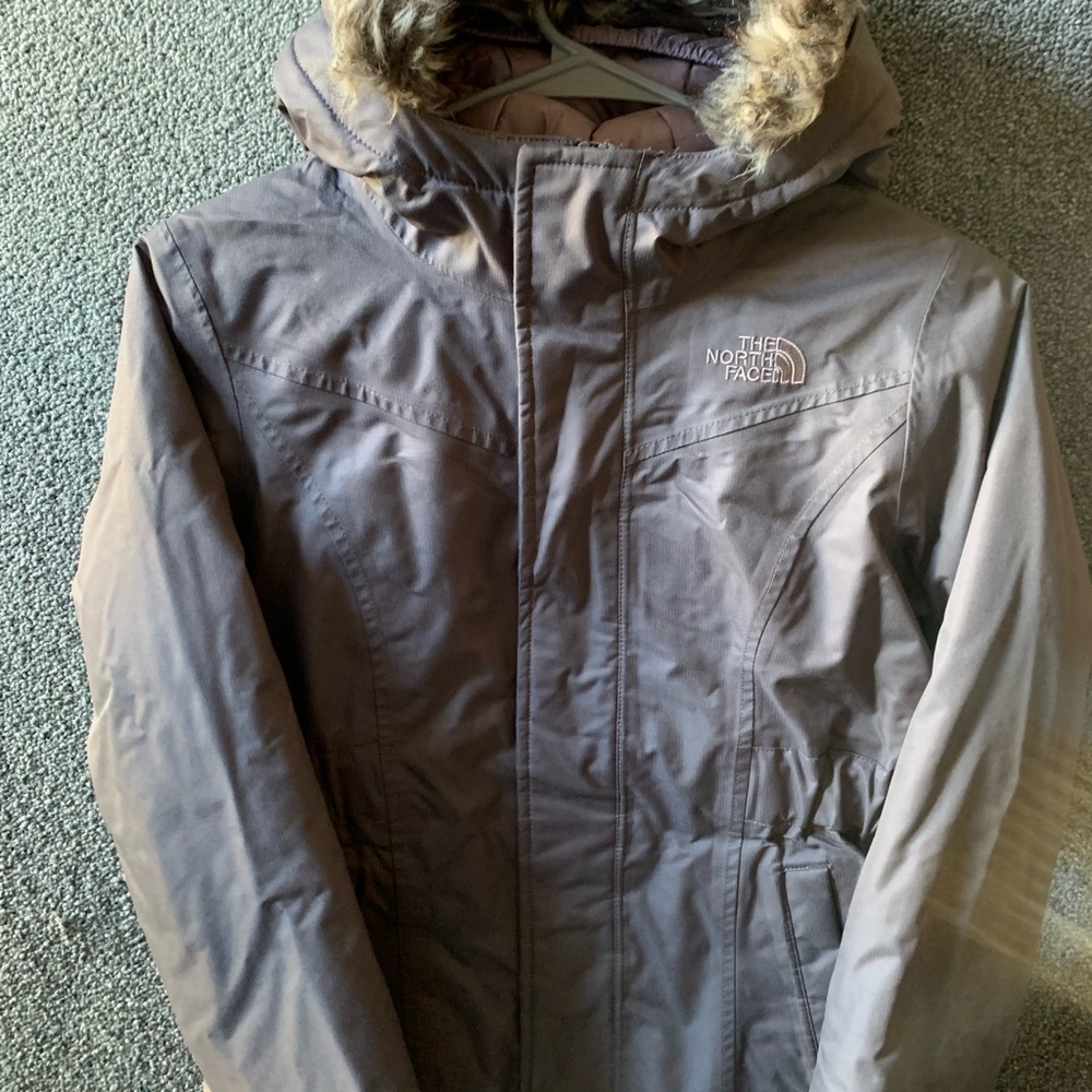 Girls The North Face coat